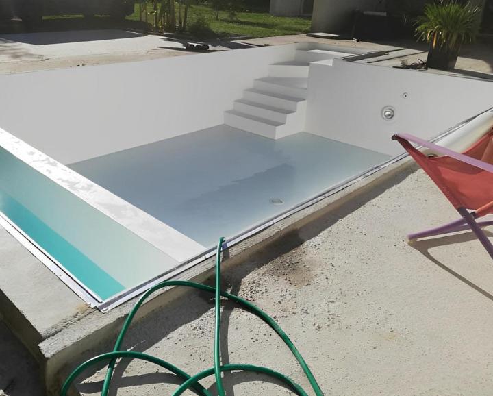 Installation de liner et membrane armé Bassens